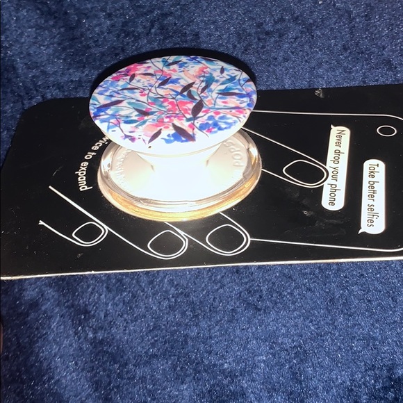 Floral PopSocket - Picture 3 of 3